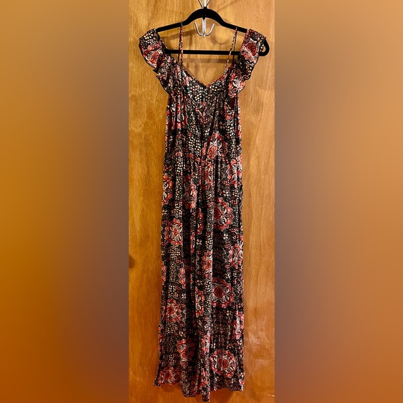 Never worn Xhilaration bohemian flowing jumpsuit - Picture 5 of 6